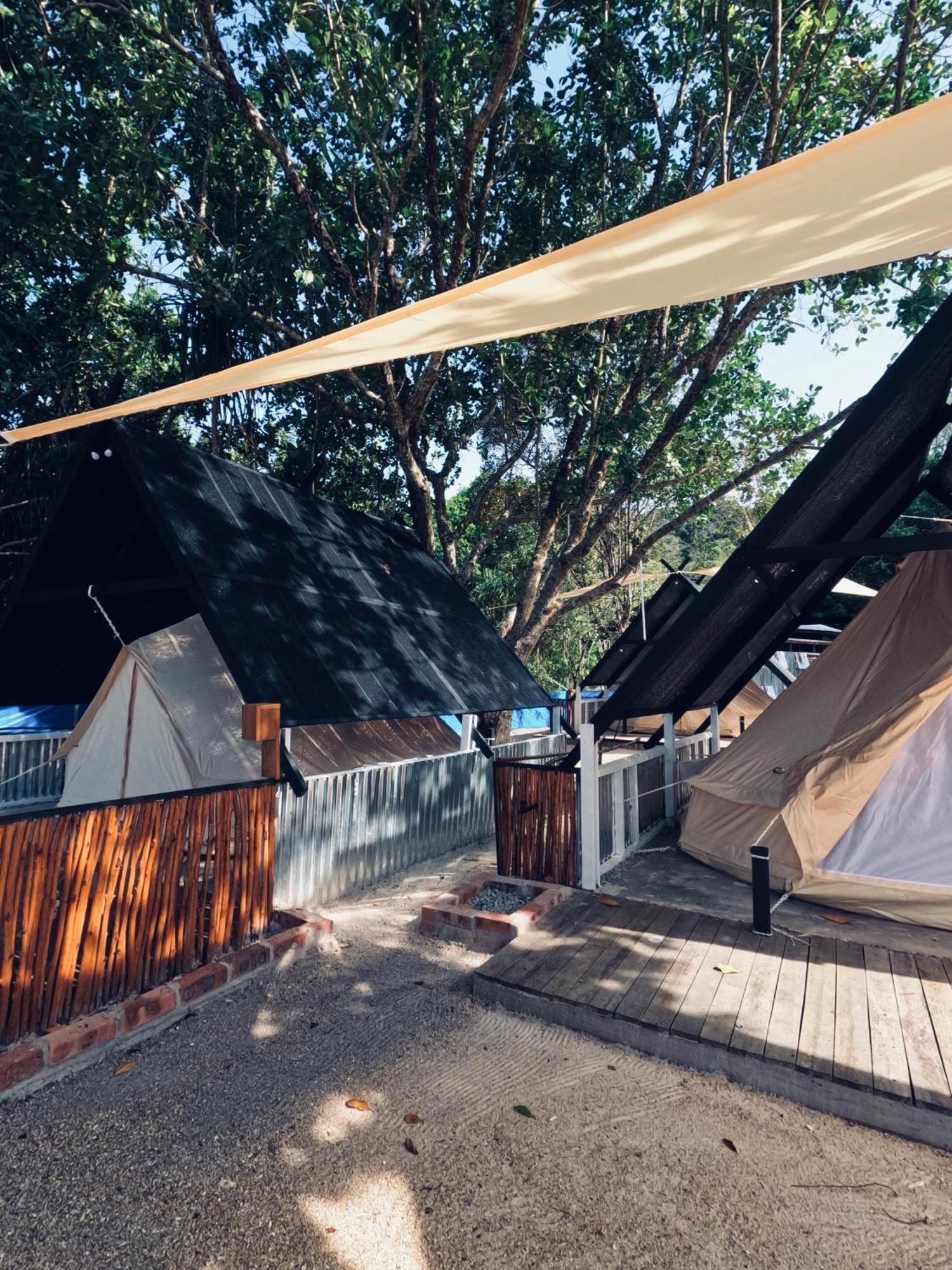 فندق Juita Glamping Perhentian Island كامبونغ كوالا بيسوت المظهر الخارجي الصورة